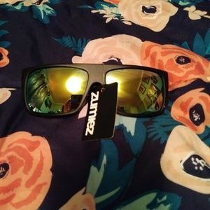 Zumiez sun glasses